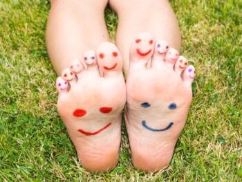 A Foolproof Plan for Ending (and Preventing) Stinky Feet